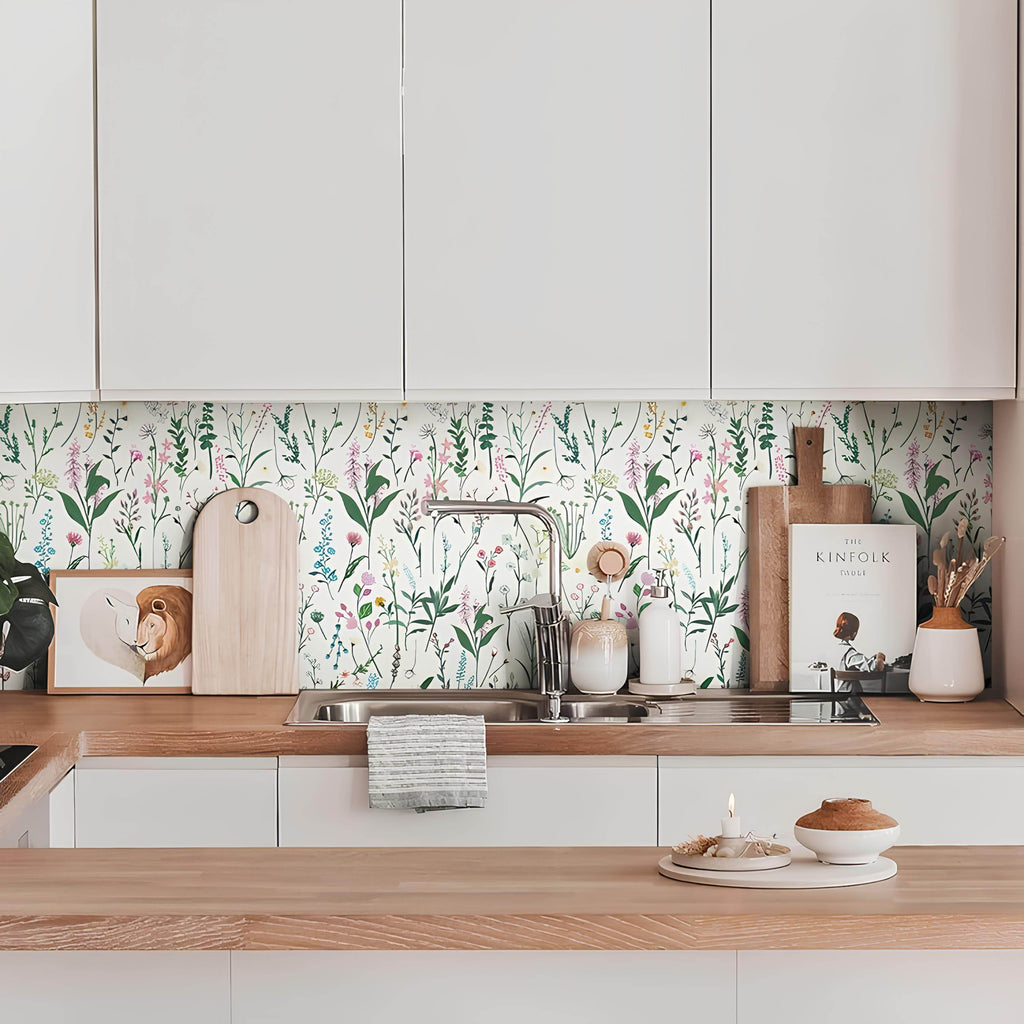 Botanical Meadow Wallpaper - Casaria