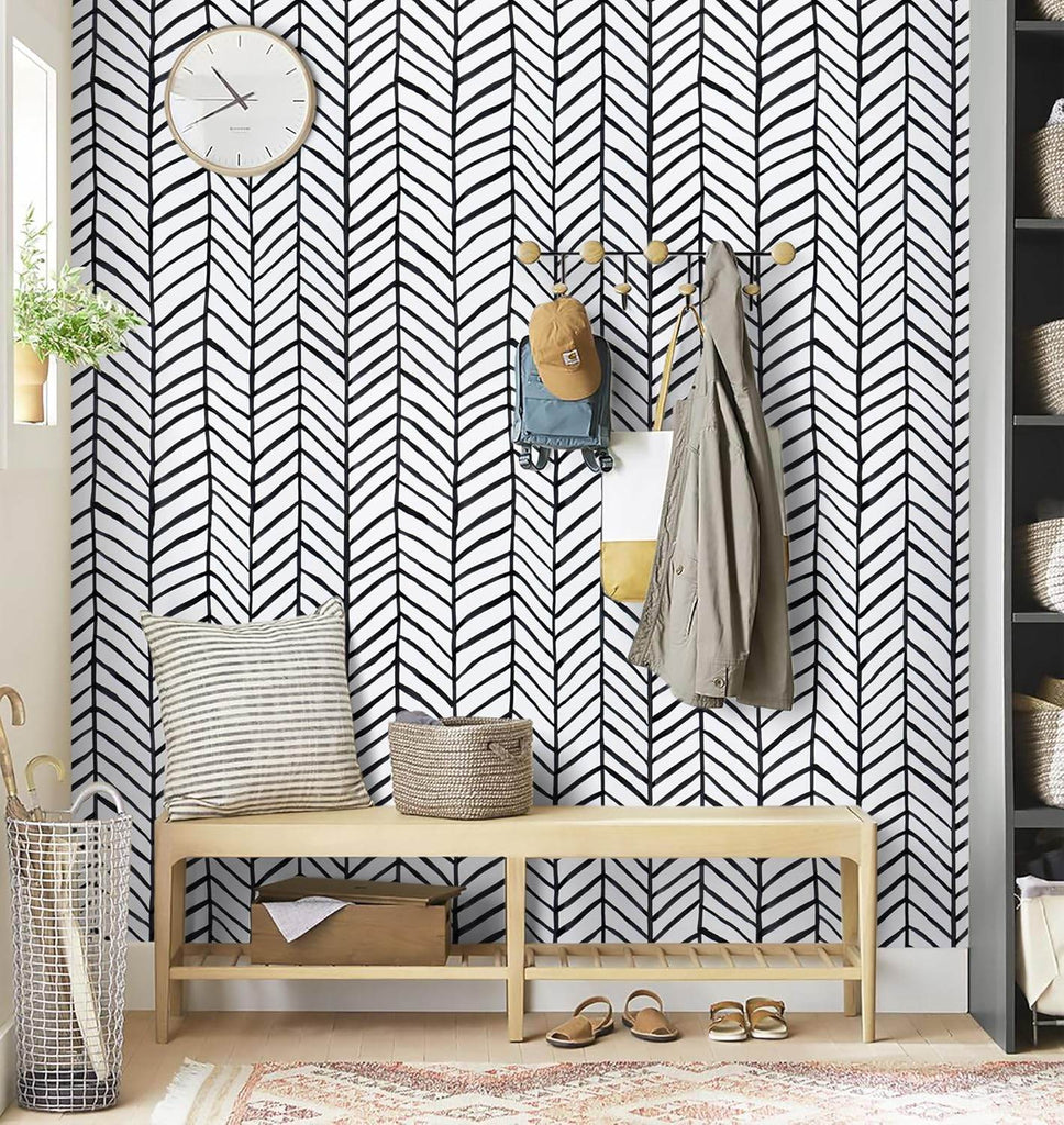 Boho Chic Black & White Wallpaper - Casaria